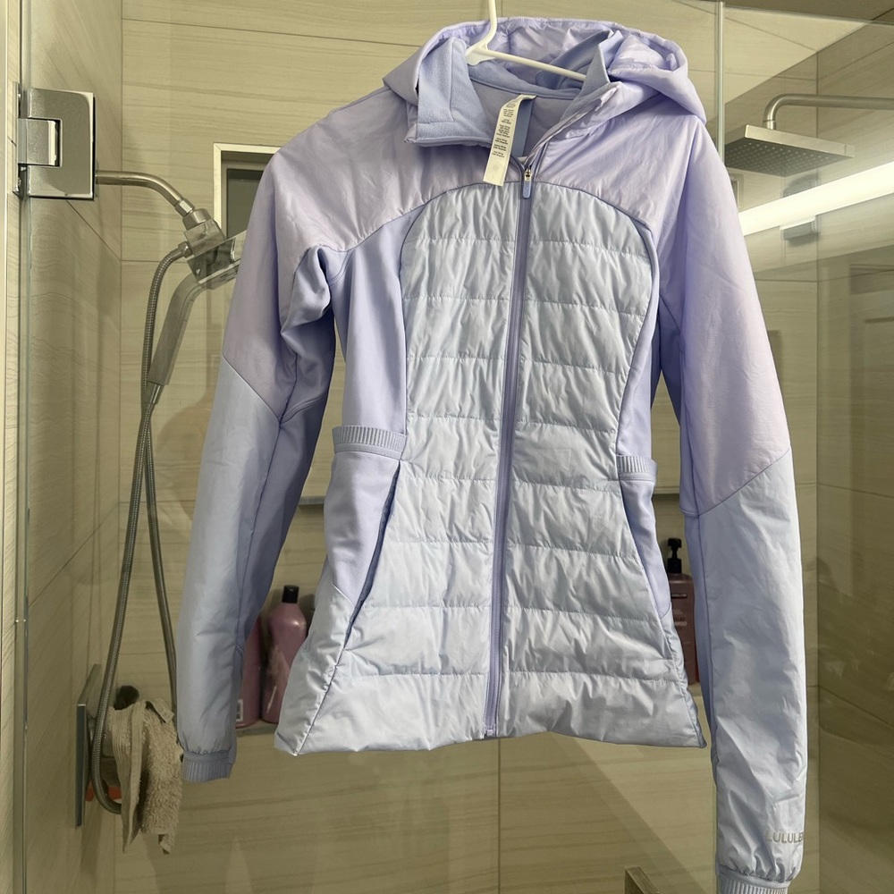 Lululemon Down For it All jacket size 8 exclnt condition worn handful of time
